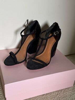 SCHUTZ Black T-Strap sequin Block Heel Sandals